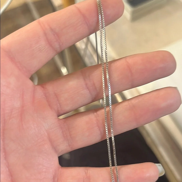 429639 14k white gold box chain